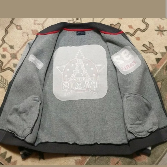 1992 Disneyland Paris Varsity Jacket
Model 5'7 - Picture 3 of 4